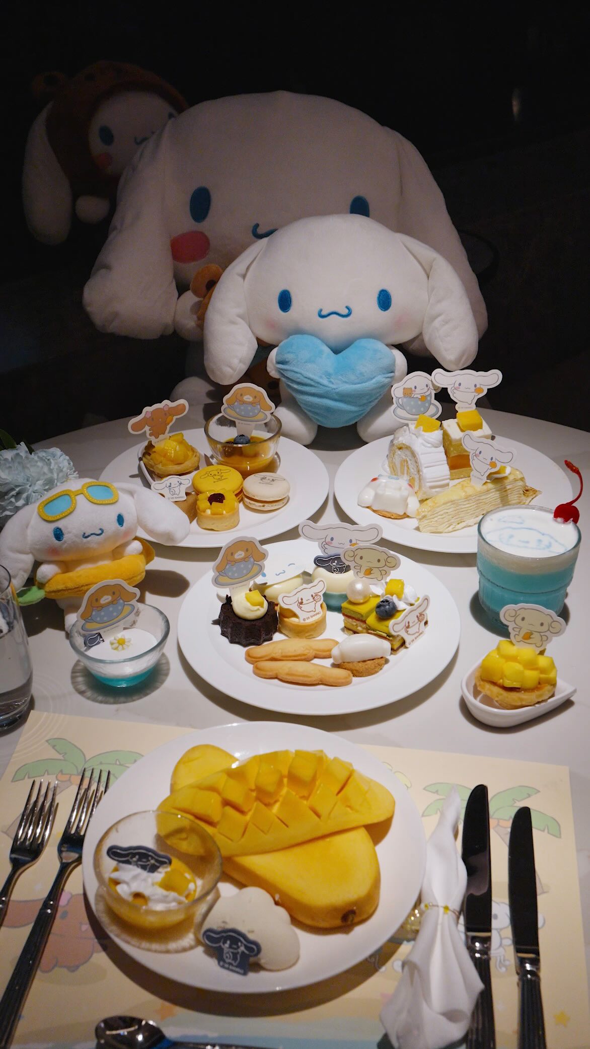 이놈식기(食記)ㅣ팝업 · 전시 · 카페 · 맛집, LOTTE HOTEL WORLD
