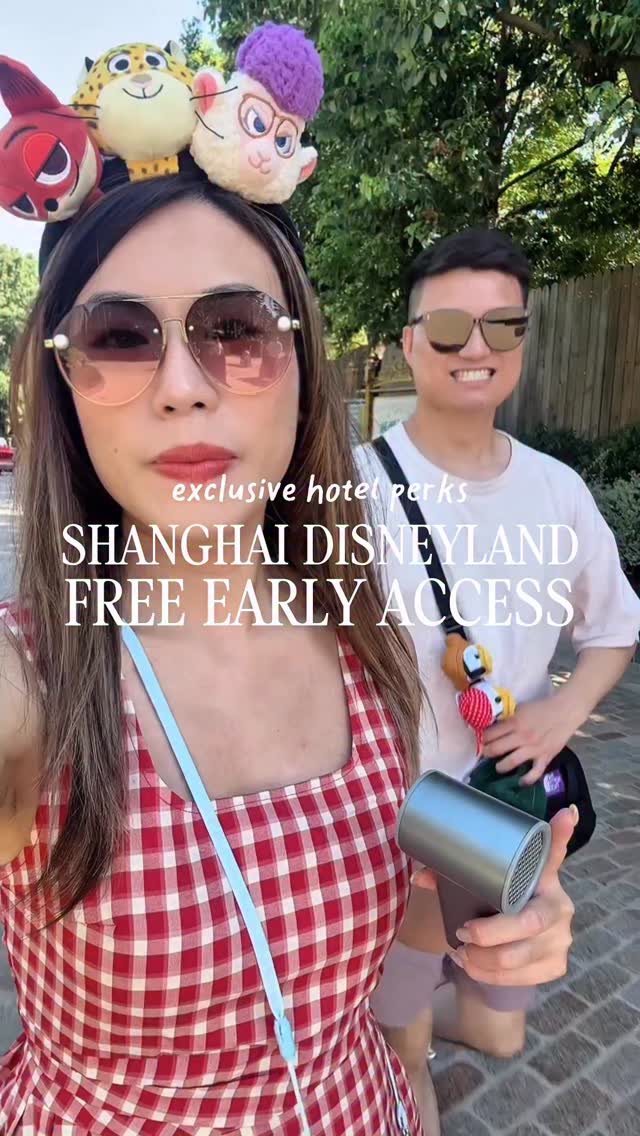 Regina | Toronto Content Creator, Shanghai Disneyland Park