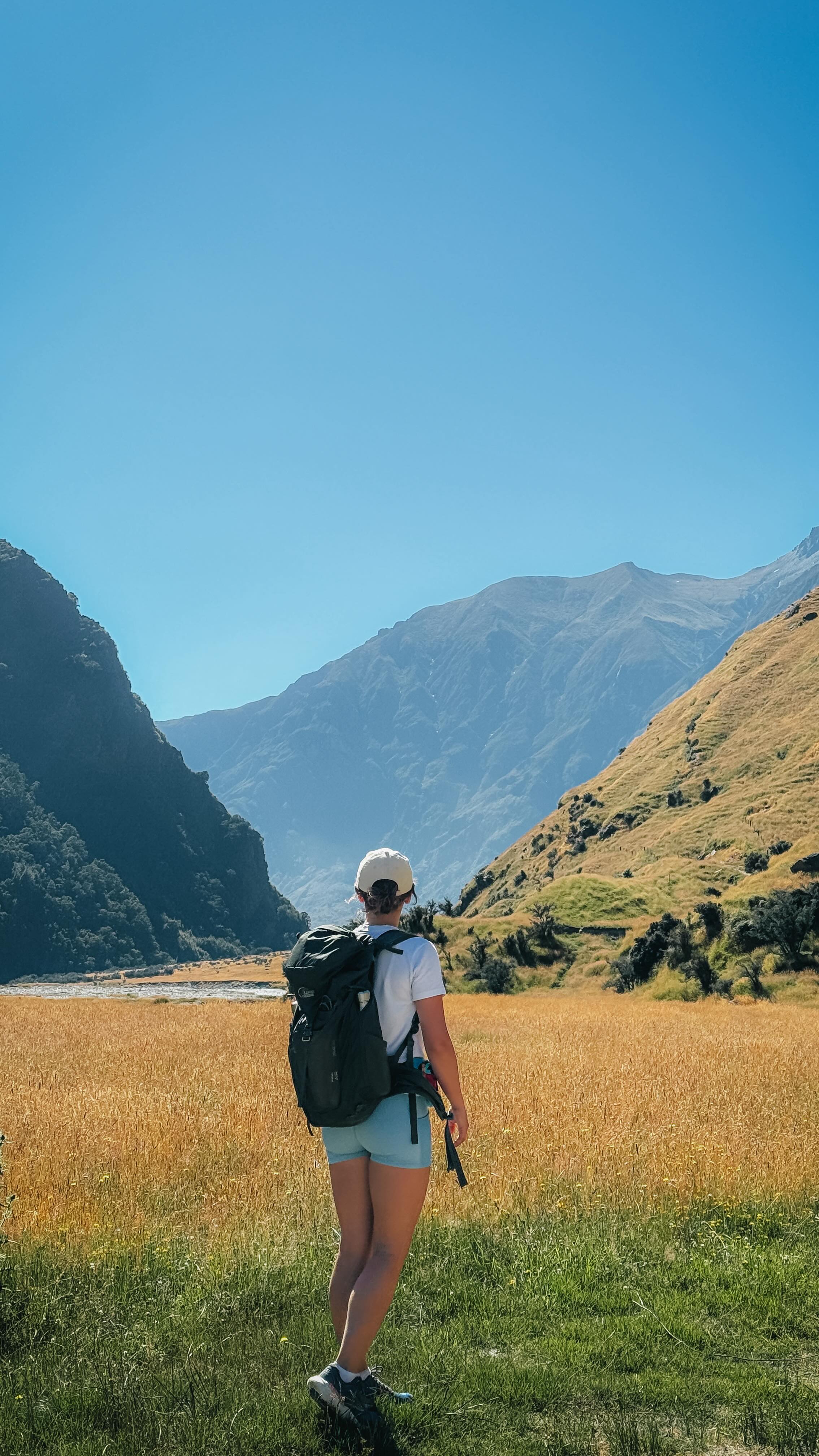 Nicole | New Zealand Travel, Hiking & Outdoors, Lake Marian