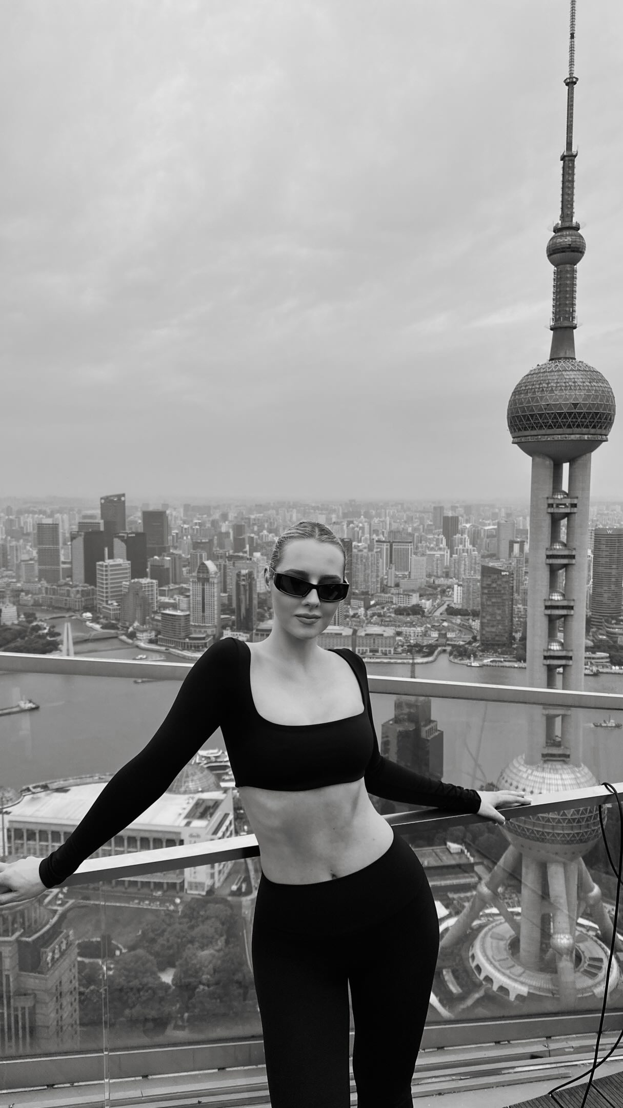 AUKSE GREI, Oriental Pearl TV Tower