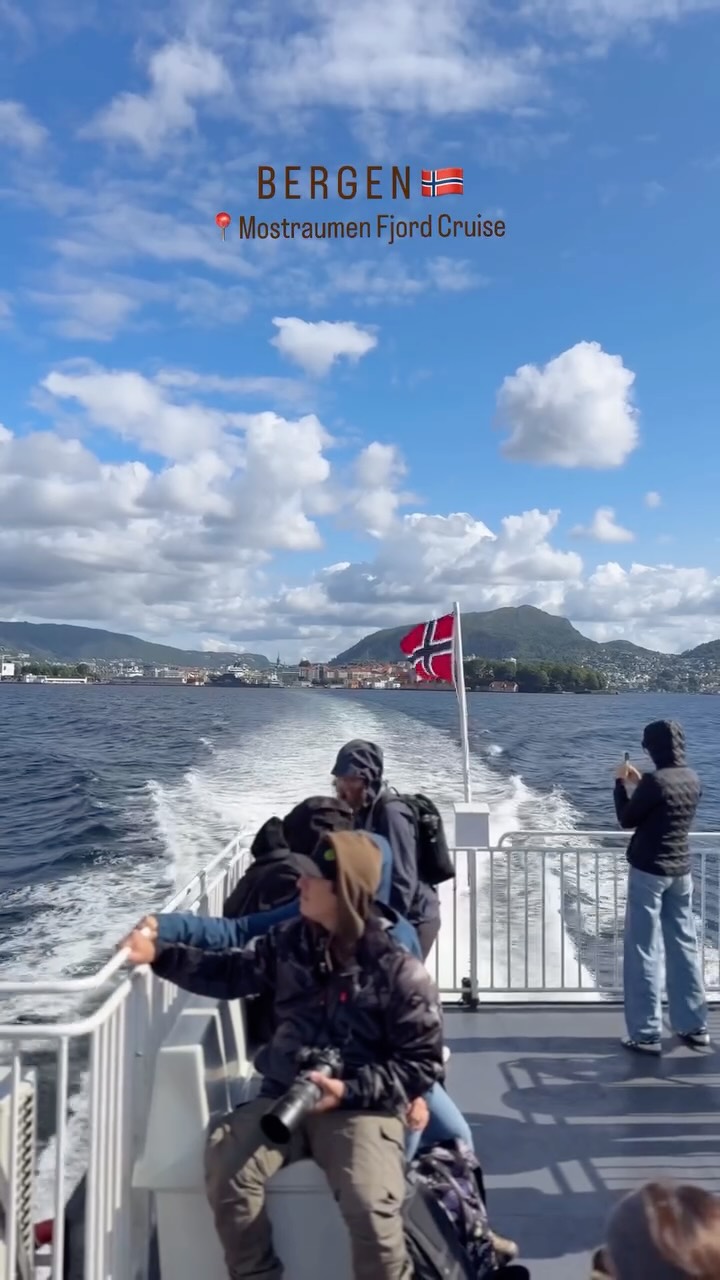 Sølve Merkesdal, Osterfjorden