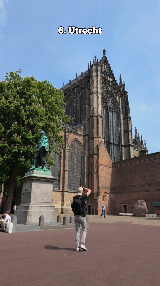 Luuk | Travel is Happiness, Delft