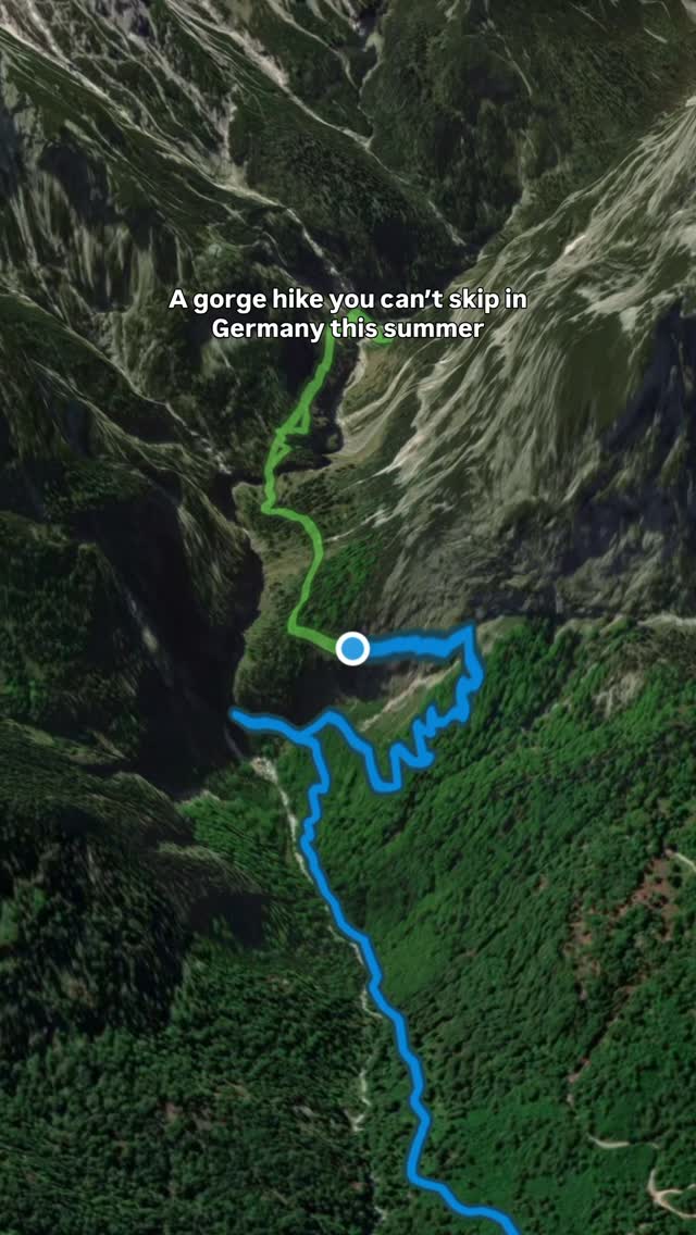 Isabella Sommer | Adventure Travel Creator, Zugspitze