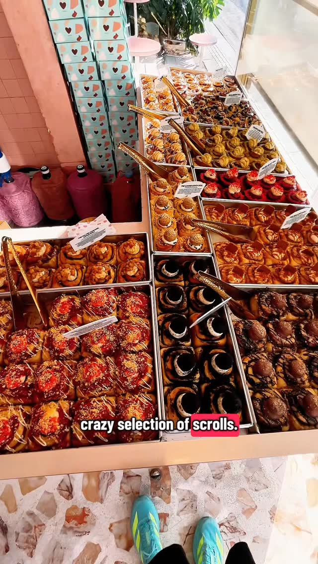 ZENEY, CINNAMOR