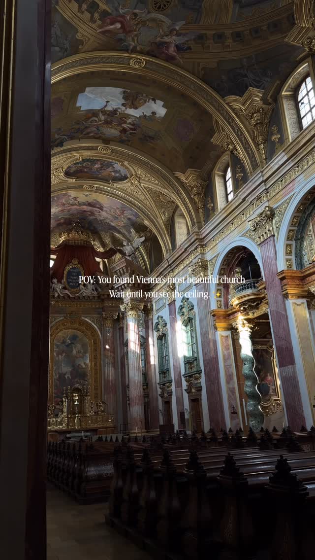 Elena | Travel Guides • Hotels • Cafés, St. Stephen's Cathedral