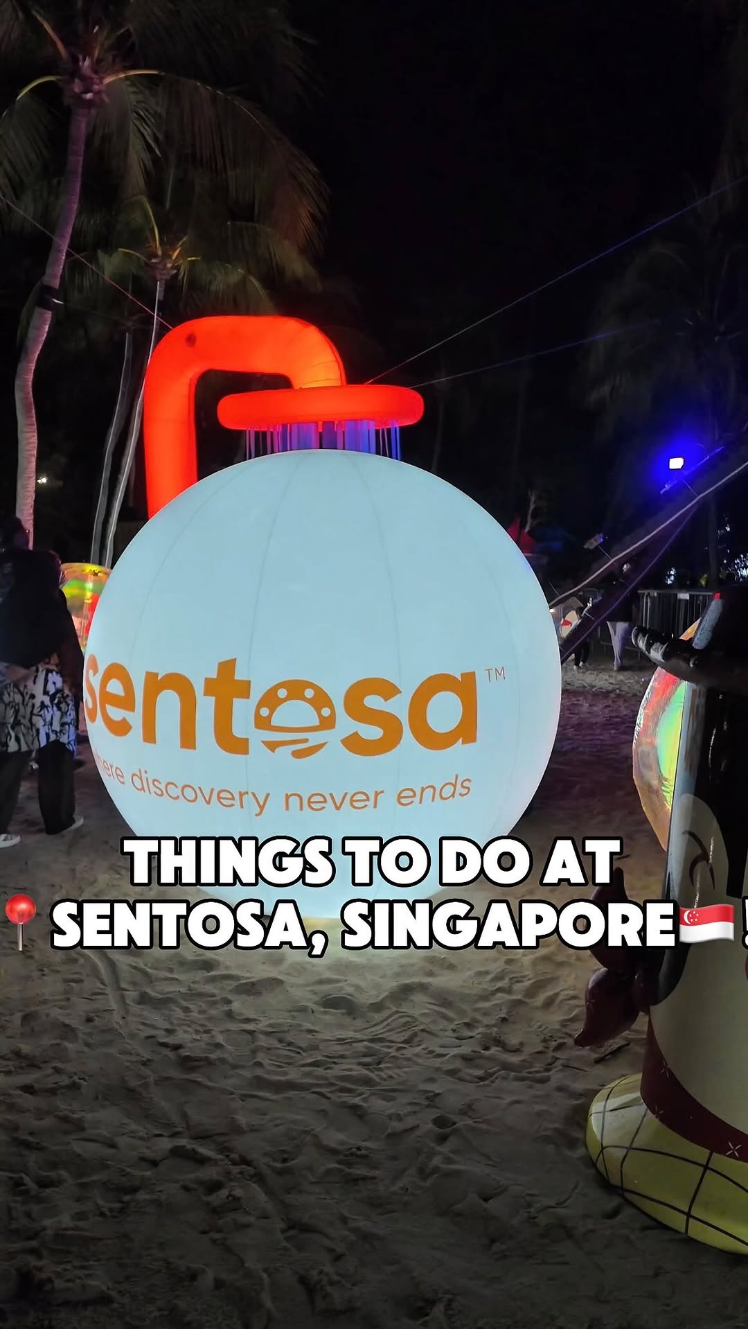 Nilofer - Singapore | Travel | Food | UGC, Universal Studios Singapore