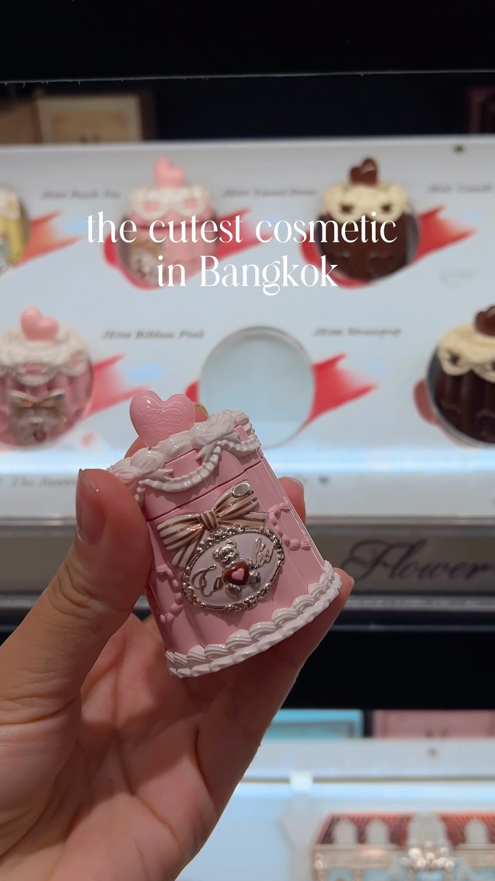 Julia | UGC creator | Insta spots | Bangkok | Thailand, centralwOrld