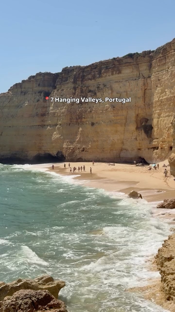 Iisa Hero | Solo & Adventure Travel, Marinha Beach
