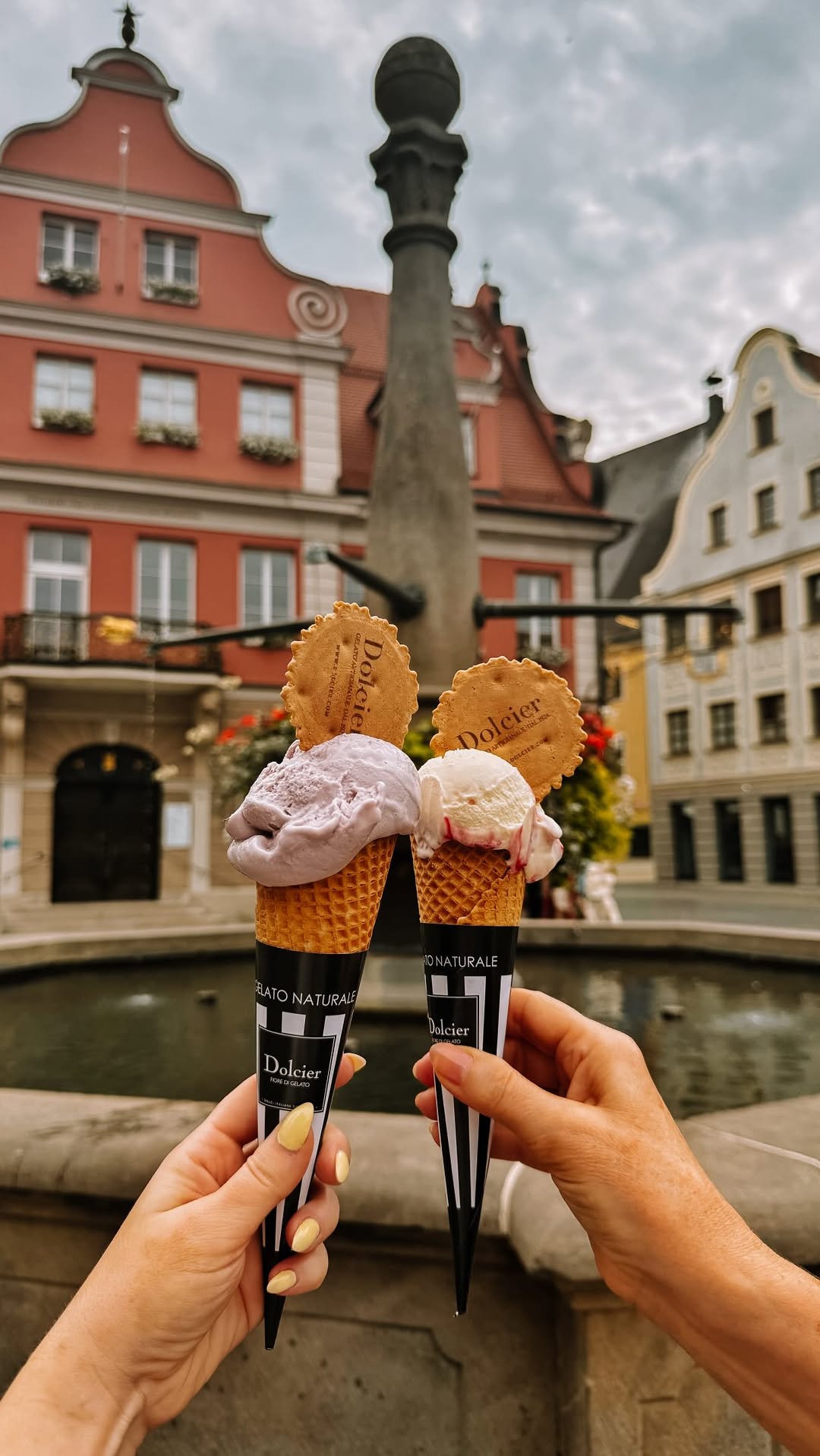 Inna | German Travel Content Creator | Part-Time Travel, Neuschwanstein Castle