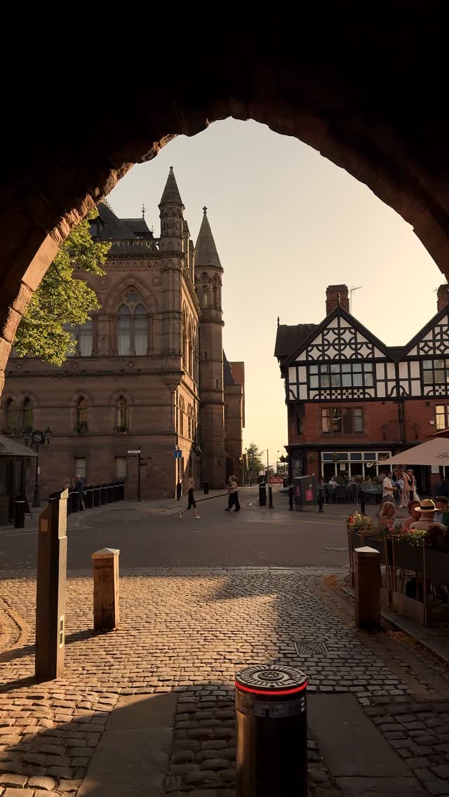 Farida | Travel & Lifestyle | England, Chester Cathedral