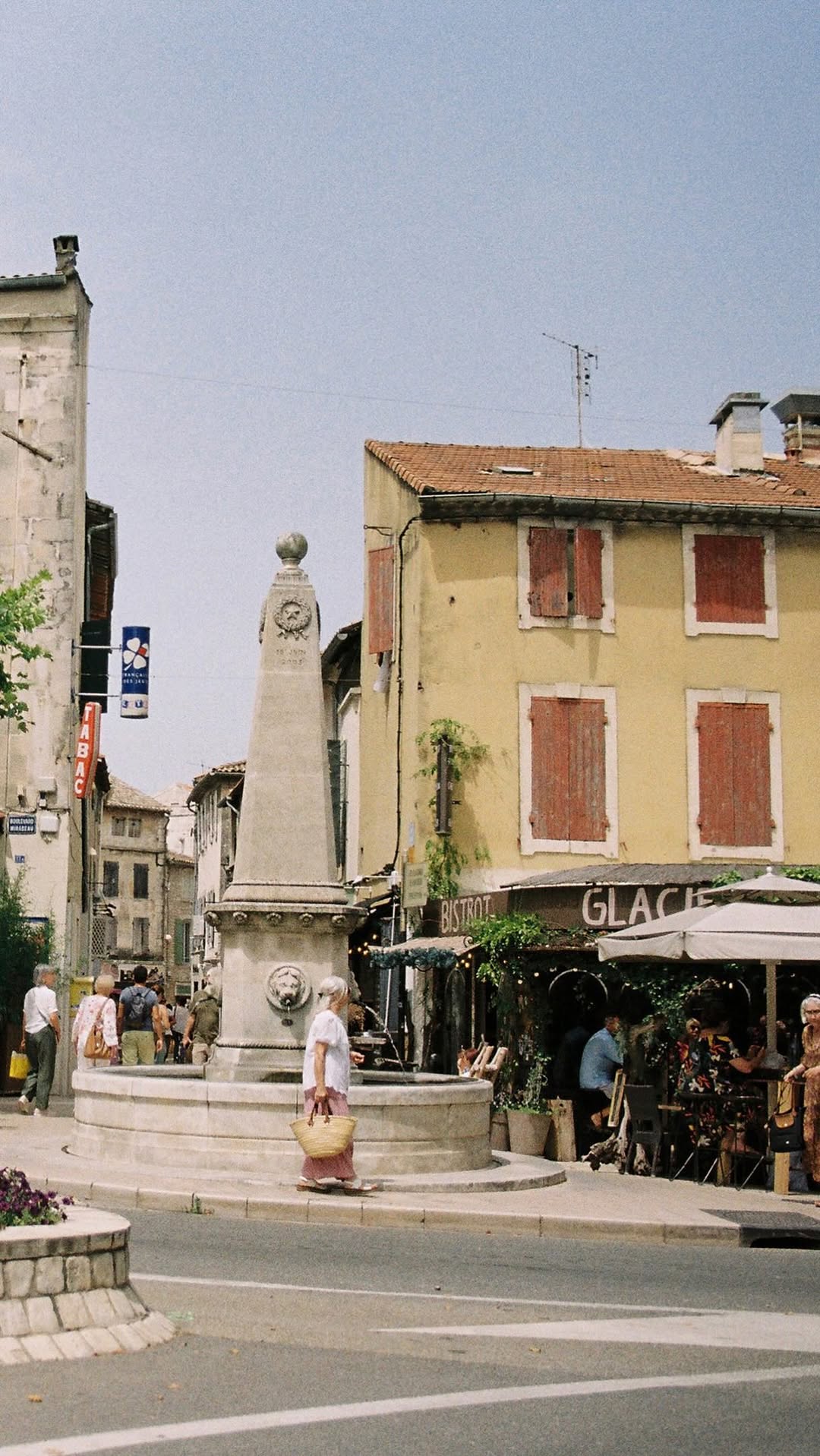 Sonia Mota: Simply Slow Traveler, Saint-Rémy-de-Provence