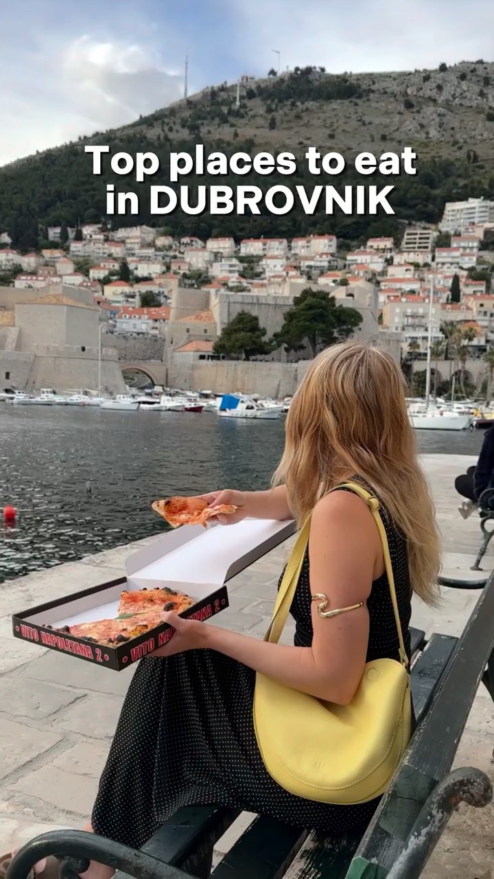 Travel with Kat 🌎✈️, Buža Bar