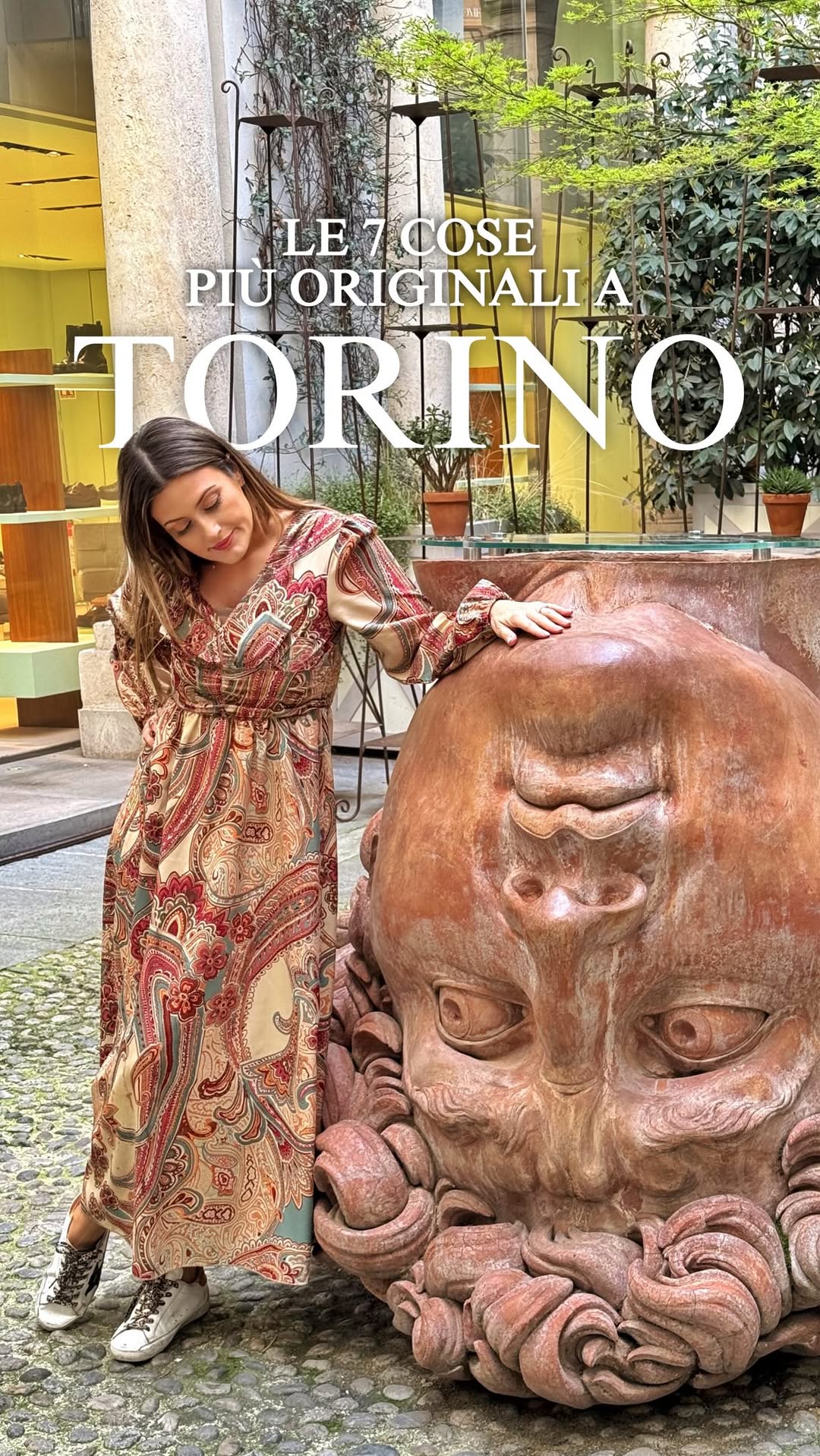 Silvia 💫 Traveling for joy, deep vibes & what feels good, Piazza San Carlo