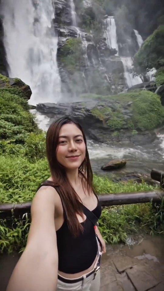 Suttada Wongpanich, เป็น น้ำตกวชิรธาร