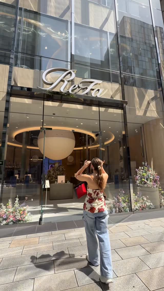 Sarah Palmyra, Mitsukoshi Ginza