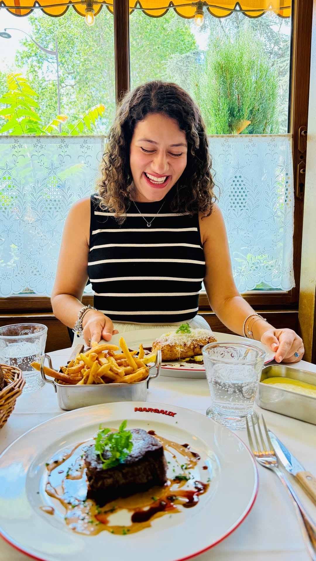 Mariana Oliveira | l Viagem e Intercâmbio, Eiffel Tower