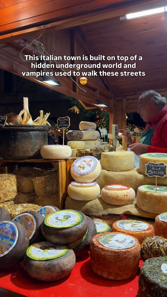 𝐃𝐫𝐢𝐬𝐡𝐭𝐢 | Road Trips & Unique Places, Piazza Grande