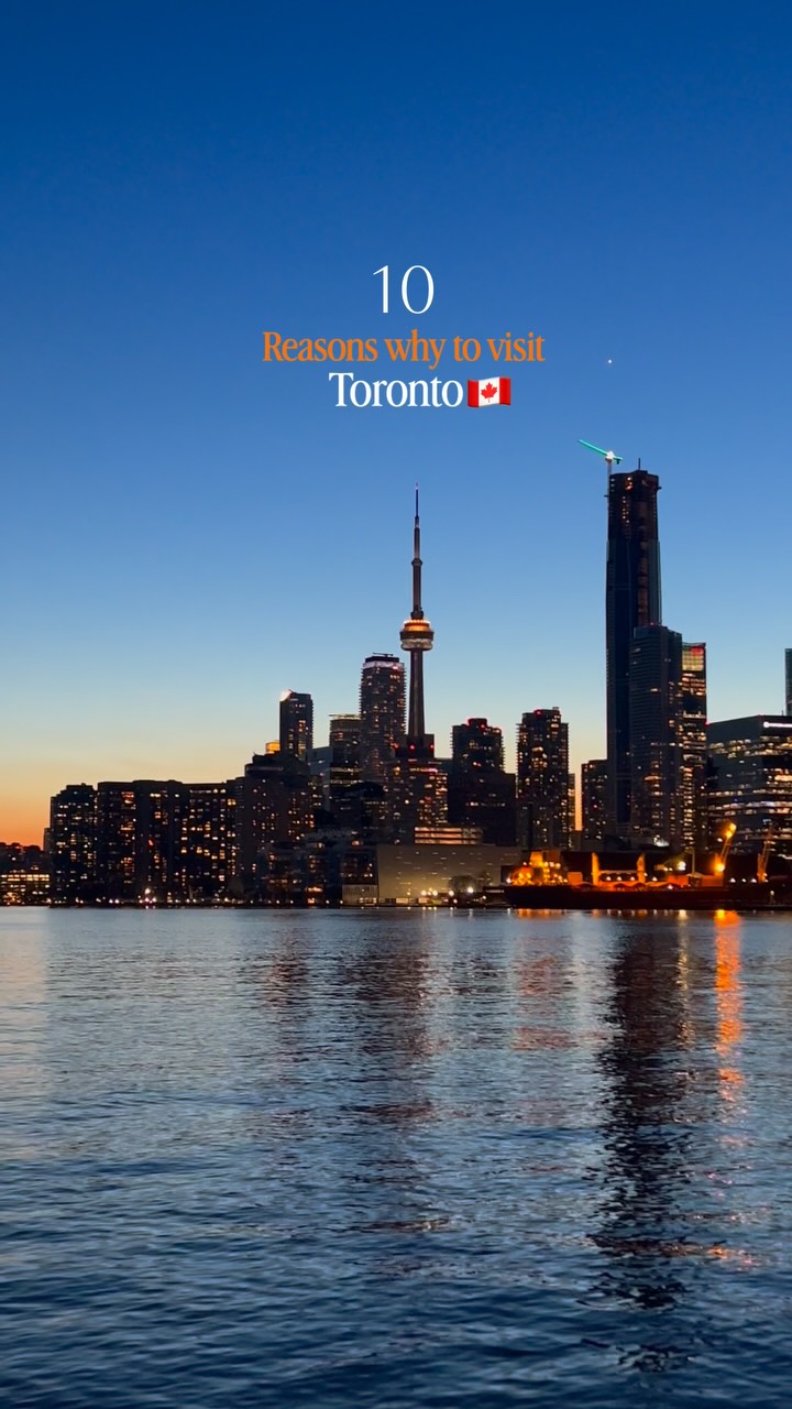 Yasmin -Travel Blogger, CN Tower