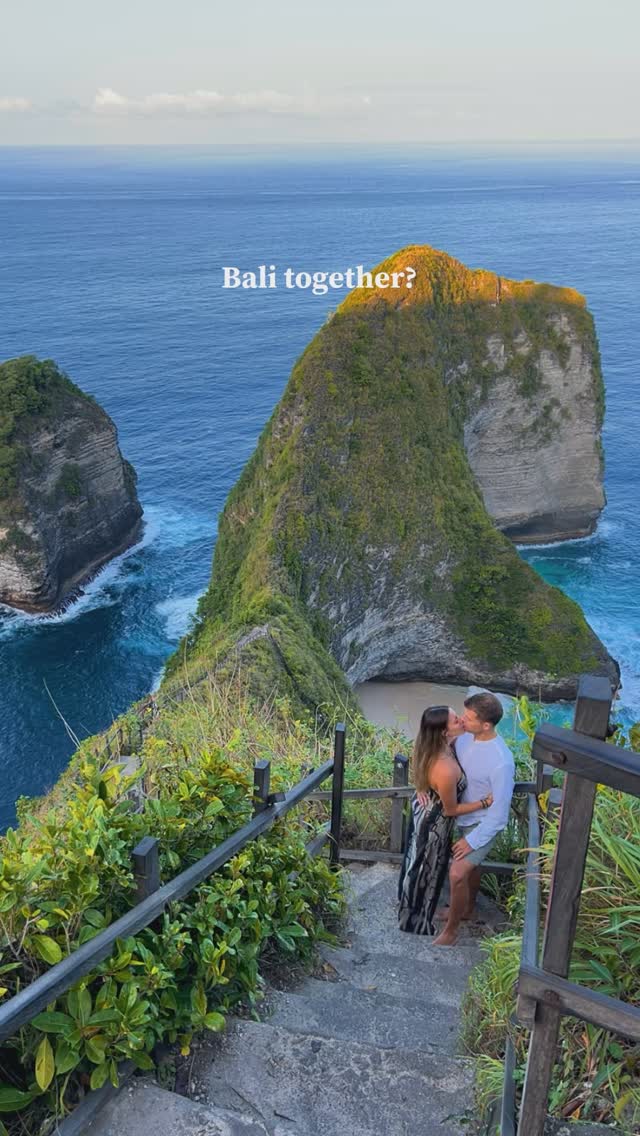 Auré & Ysée | French Travel Couple ✈︎, Sacred Monkey Forest Sanctuary