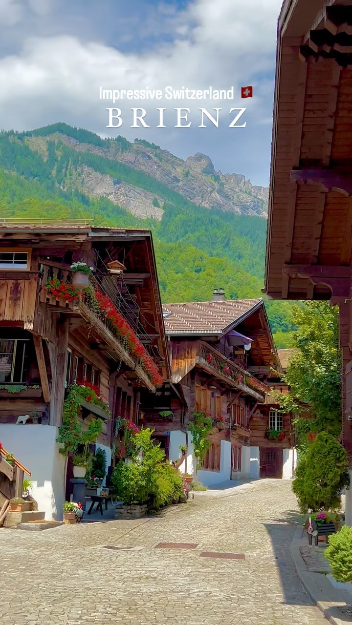 Tatiana Sakharova, Lake Brienz