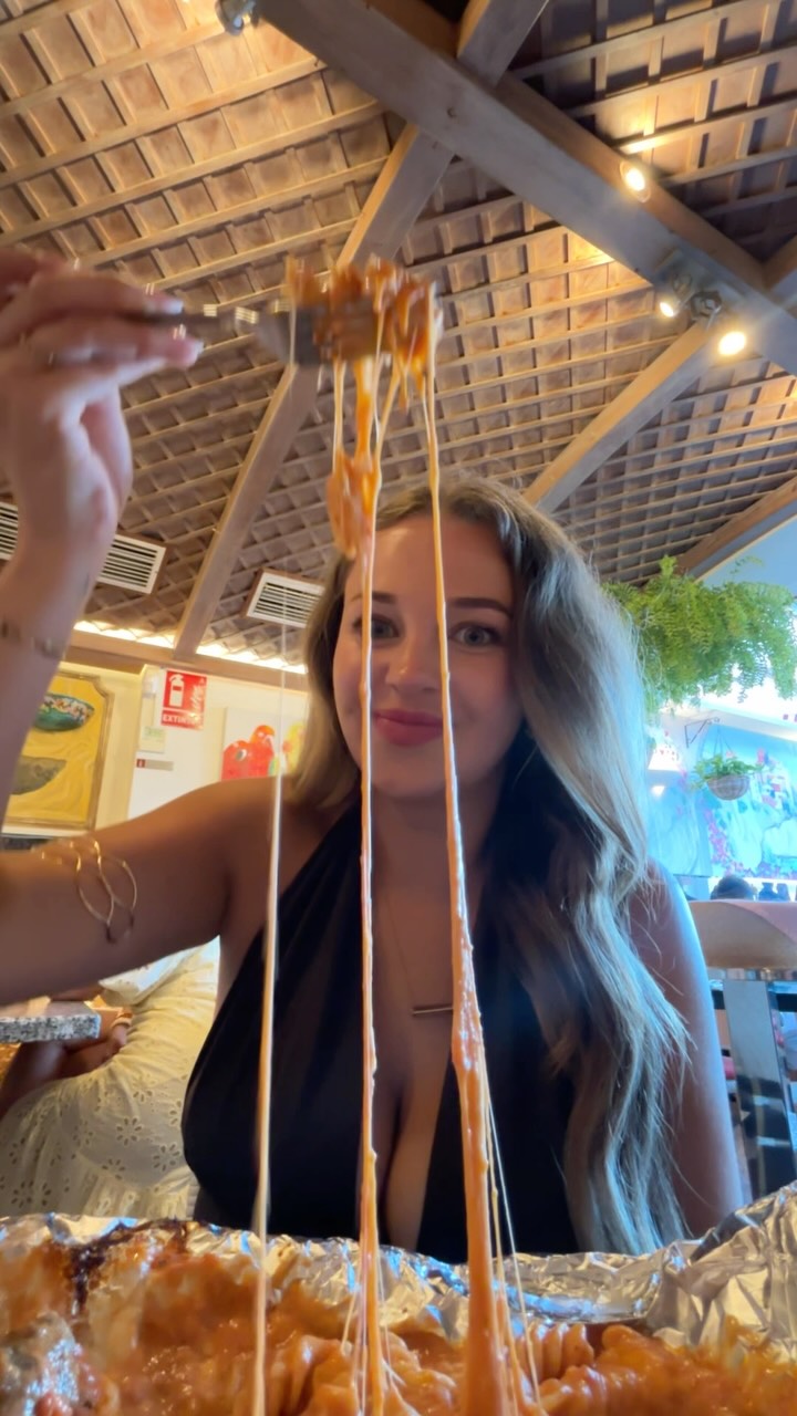 𝑻 𝑨 𝑺 𝑯 𝒙, Puerto Banús