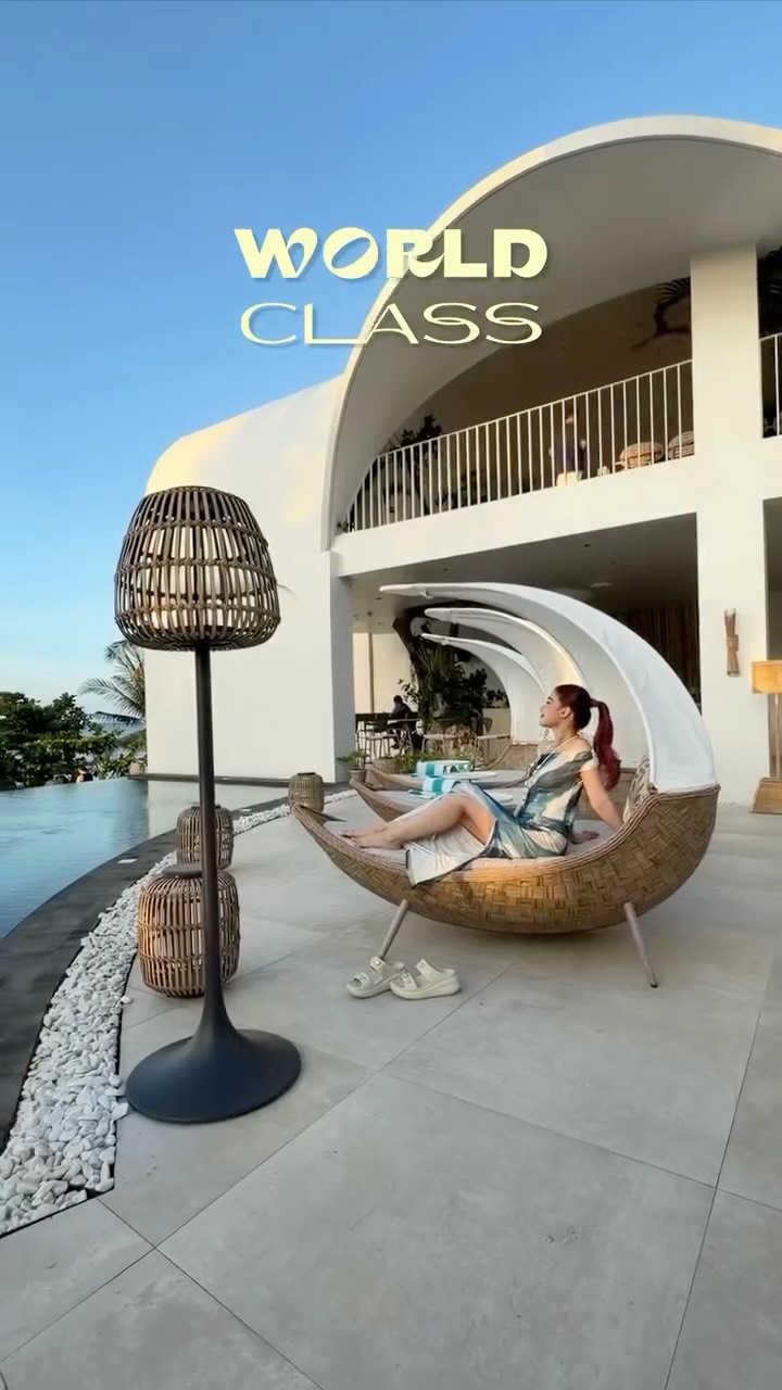 Janeena Chan, Cloud 9 Surfing Area