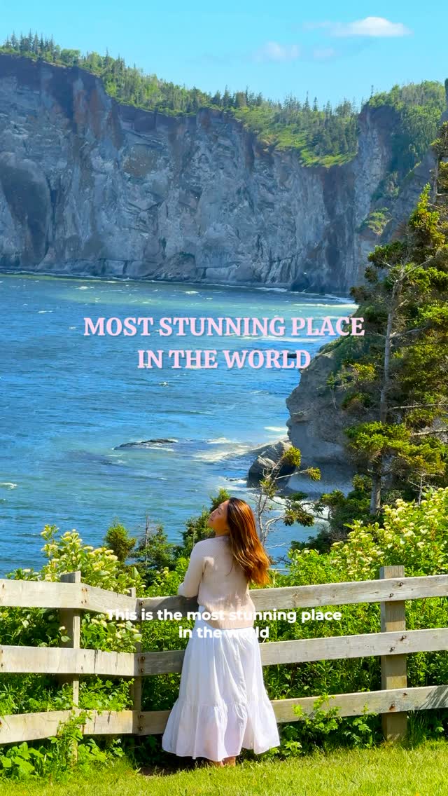 Annie Jiang ✈ Travel + Lifestyle, Percé Rock