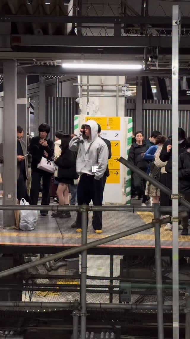 Kenai, Shibuya Scramble Crossing