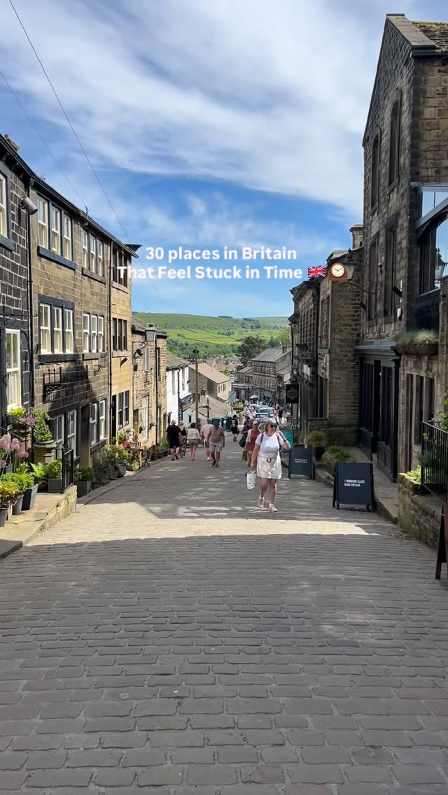 Postcards 💌 | UK Travel, Corfe Castle
