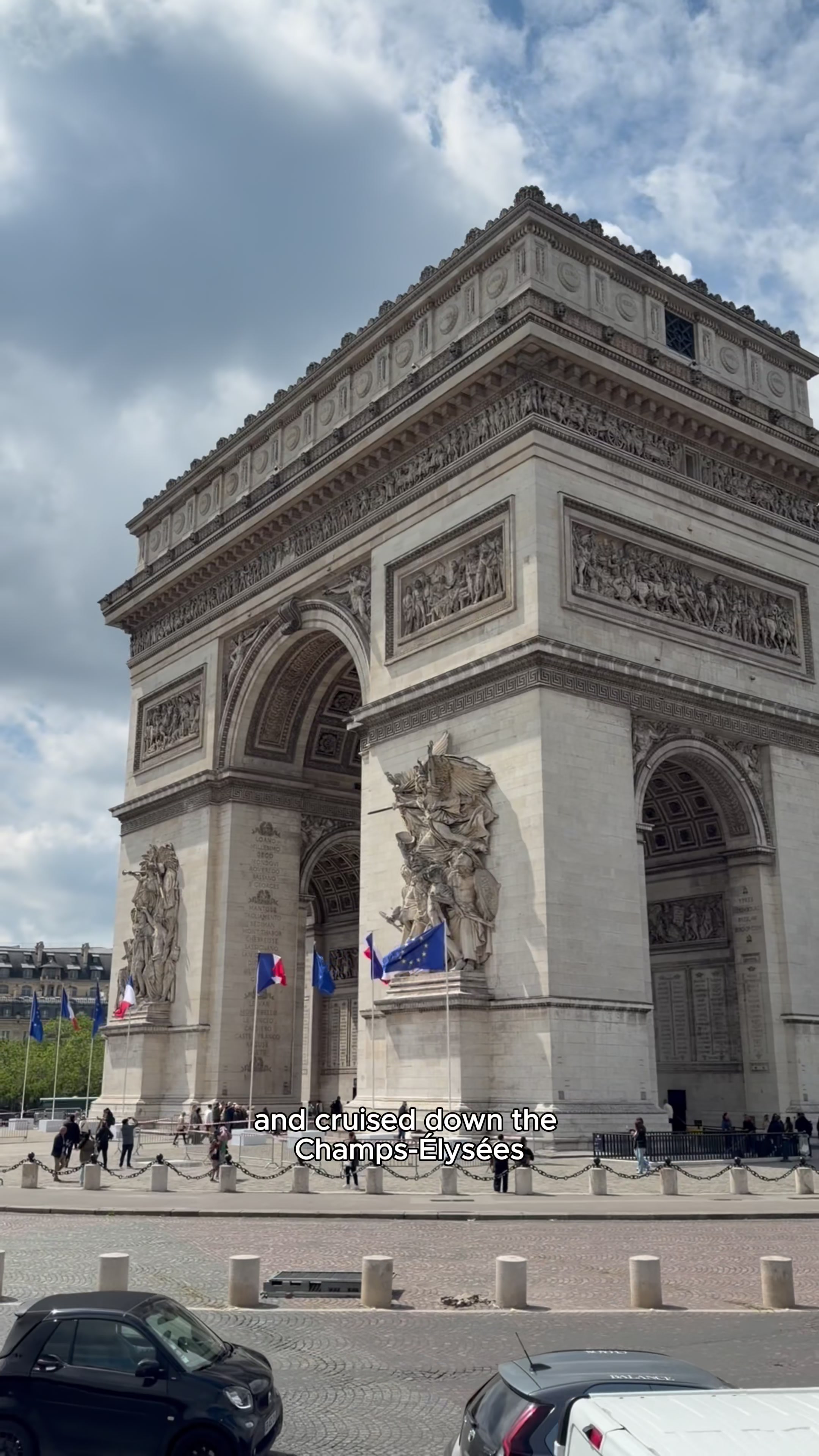 Big Bus Tours, Eiffel Tower
