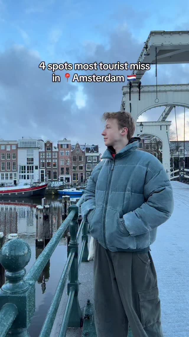 COSMO🚀🪐, Amsterdam Centraal