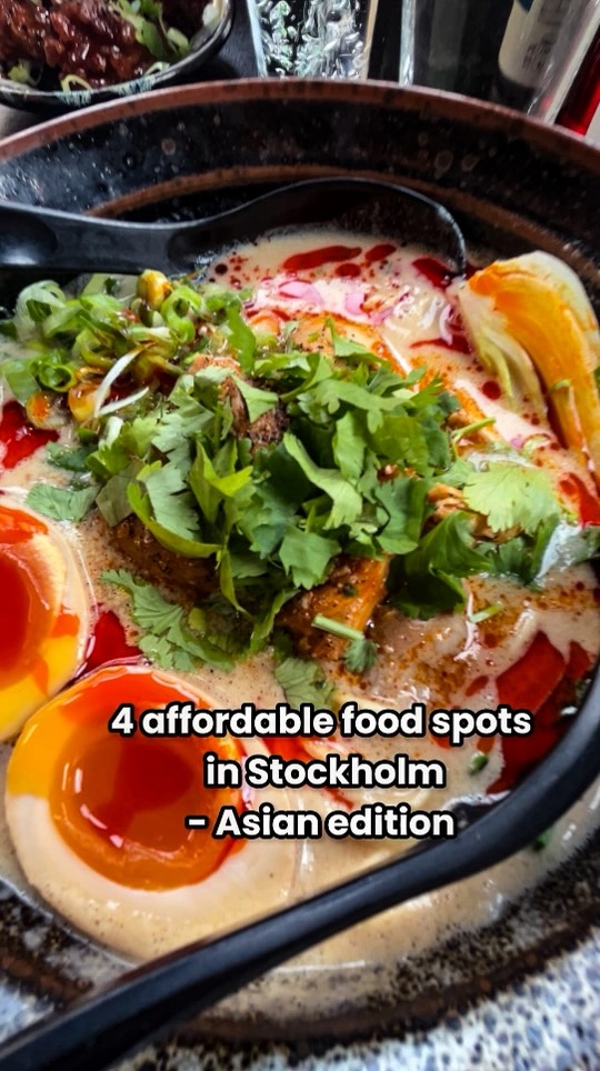 Johan & Emma • Discover Stockholm, Mormor restaurang & dumpling