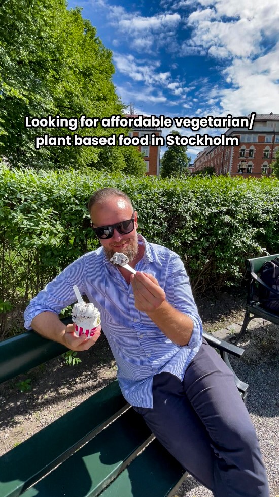 Johan & Emma • Discover Stockholm, Falafel Bar