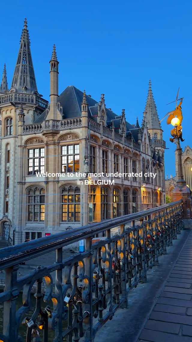 Mariya Rigby | Travel Creator, Gravensteen