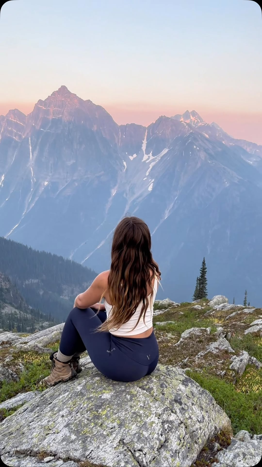 Sonia Lence | Adventure Travel • Nature, Emerald Lake