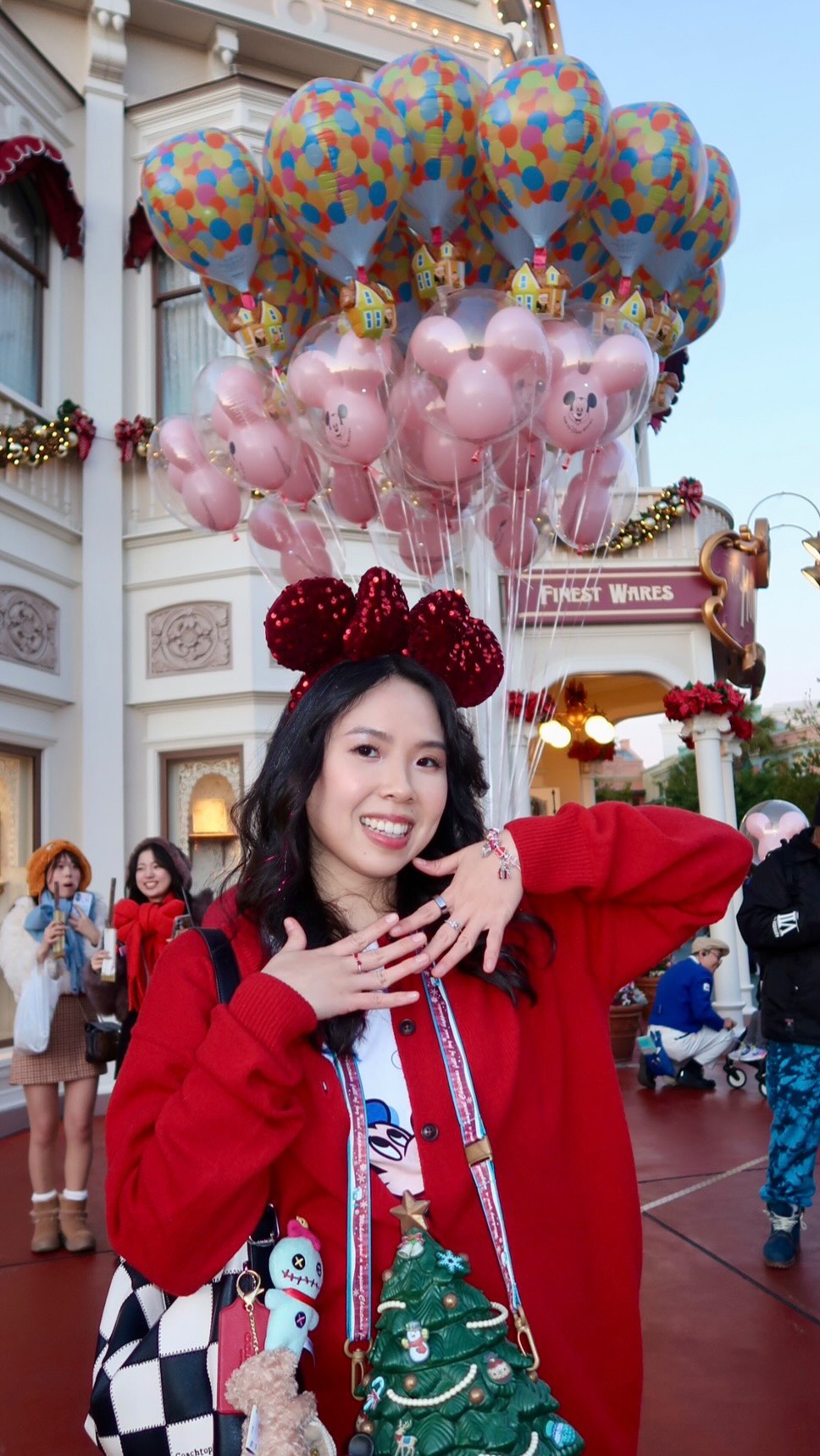 ebi 🍤 えび, Tokyo Disneyland
