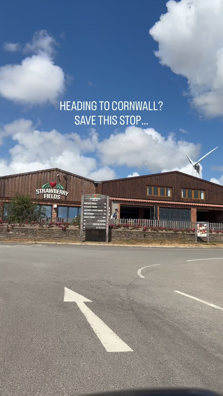 Strawberry Fields Farm Shop, Strawberry Fields Farm shop Lifton