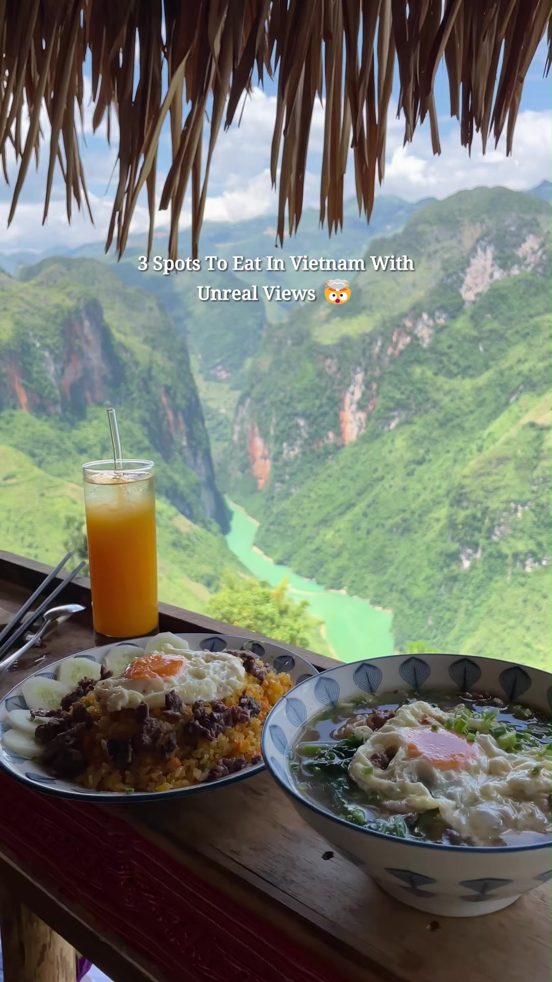 Vietnam Express Moments, Cafe Săn Mây Sóng Lưng Khủng Long