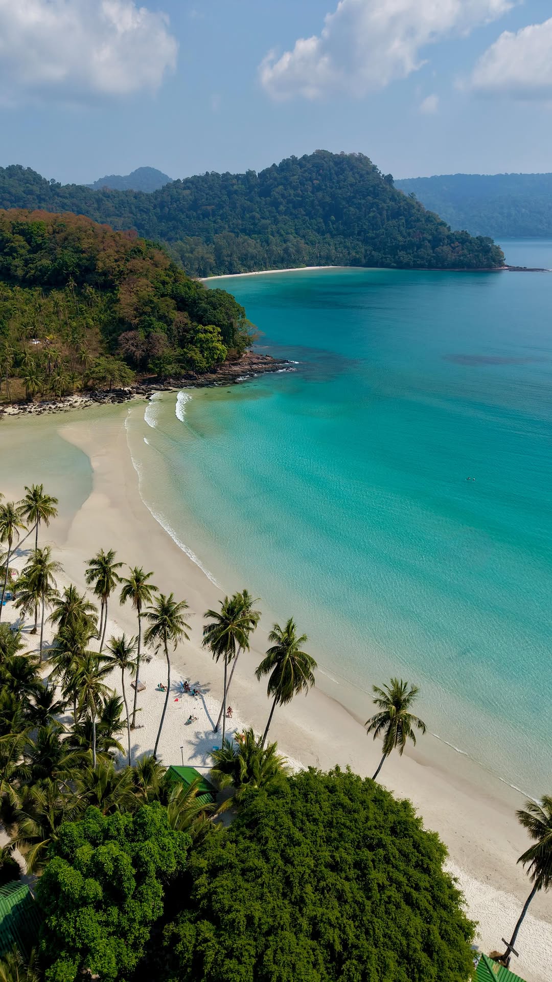 Jenni ☼ travel & hotel content creator, Koh Kood