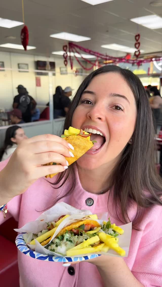Leslie Diaz, In-N-Out Burger