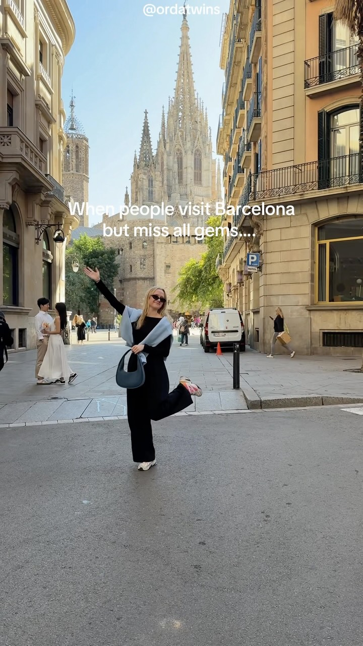 ORDA TWINS | travel content creators, Tibidabo