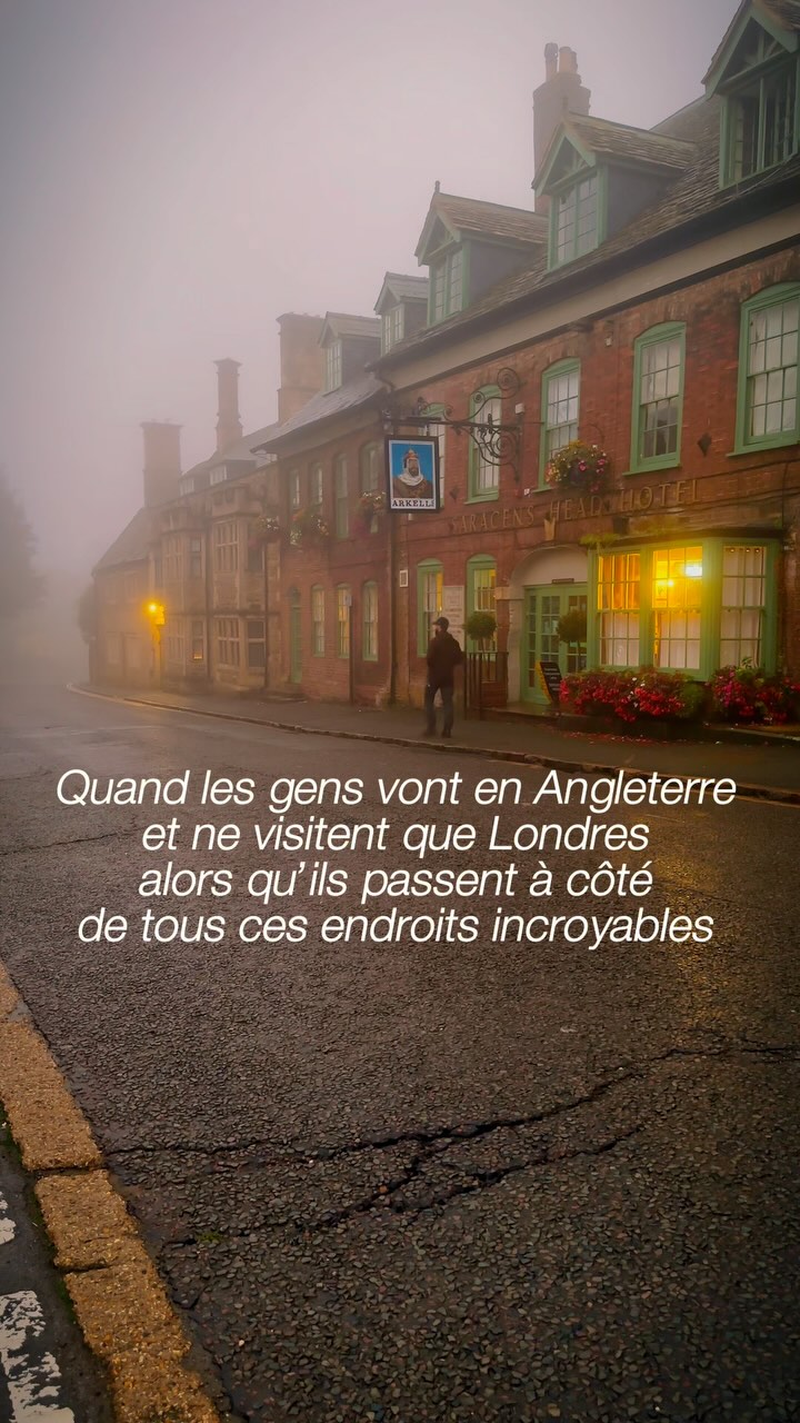 Anthony -  BRETAGNE & FRANCE~ VOYAGES, Castle Combe