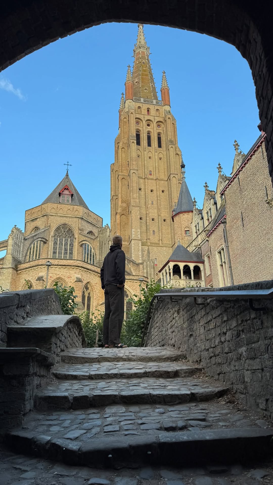Simon Blok ✈️🌍, Church of Our Lady