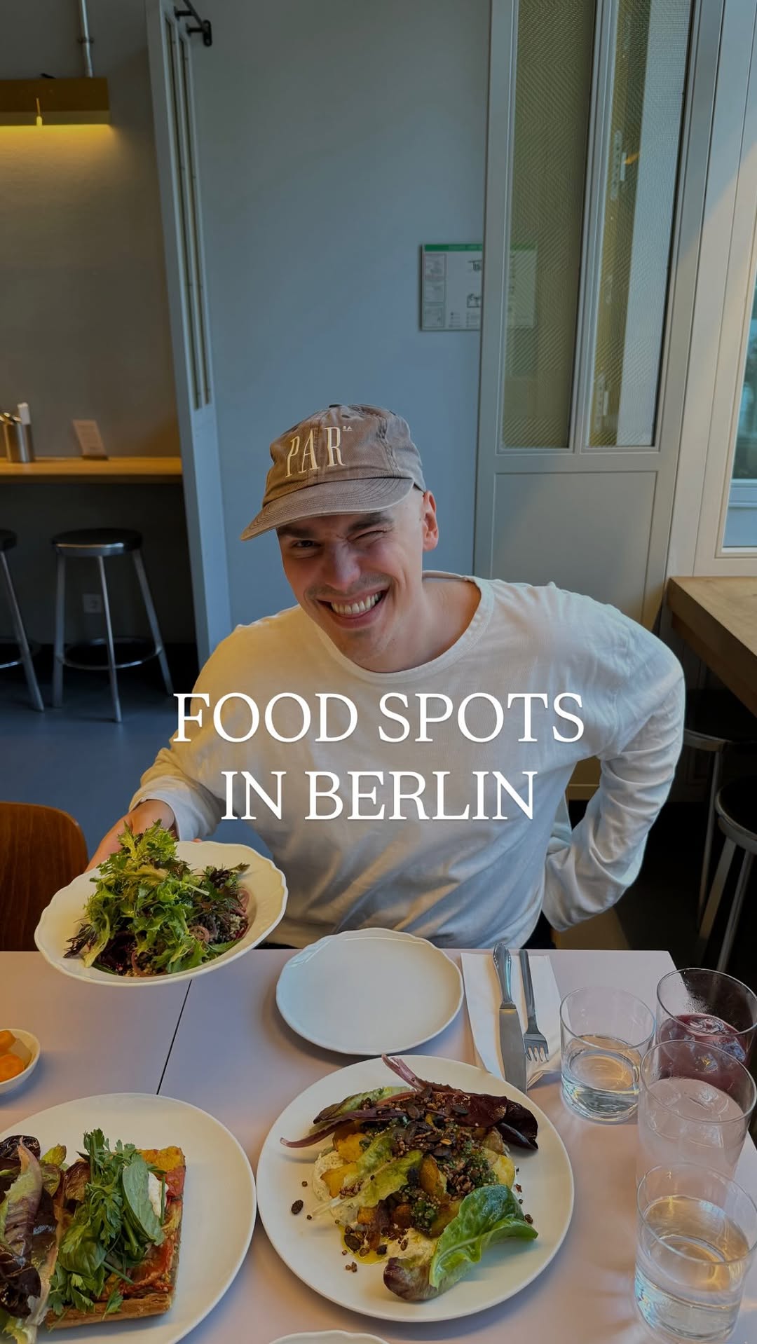 Til Streitbörger, Ari’s