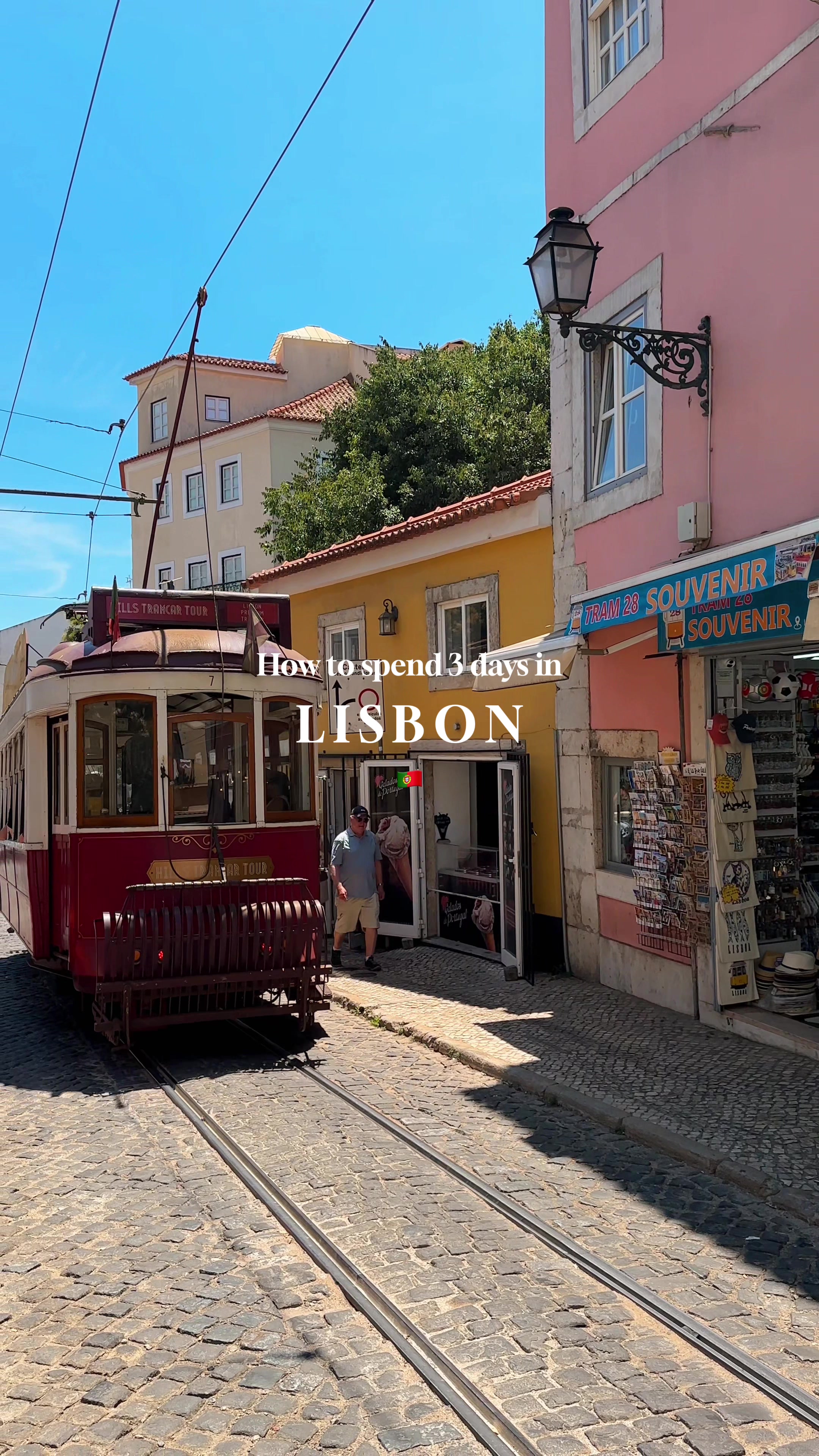 Elise Tanriverdi 🧿, Alfama