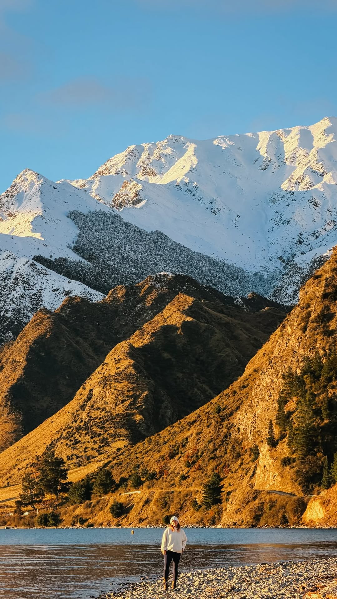 Nicole | New Zealand Travel, Hiking & Outdoors, Roys Peak
