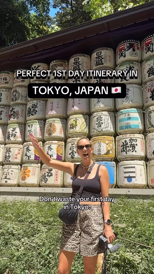 Abby and Gaz | Travel & UGC Content Creators 🌍, Shibuya Scramble Crossing