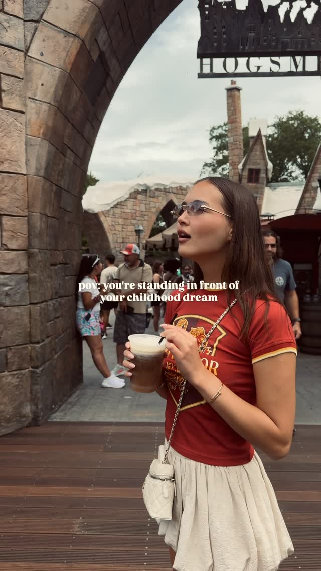 Iva / Dreamer, The Wizarding World of Harry Potter - Hogsmeade