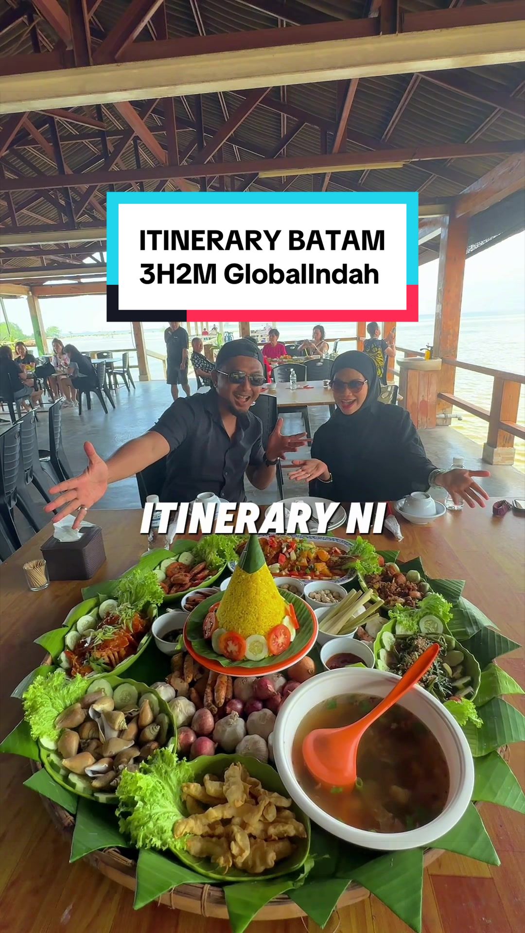 Azlan Andi | Travel Content, Masjid Agung Raja Hamidah Kota Batam