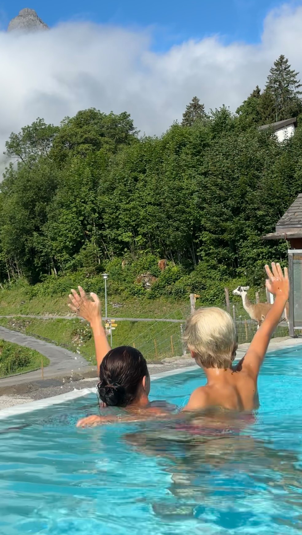 Dené Wirth | Adventure Family Travel, Märchenhotel Braunwald